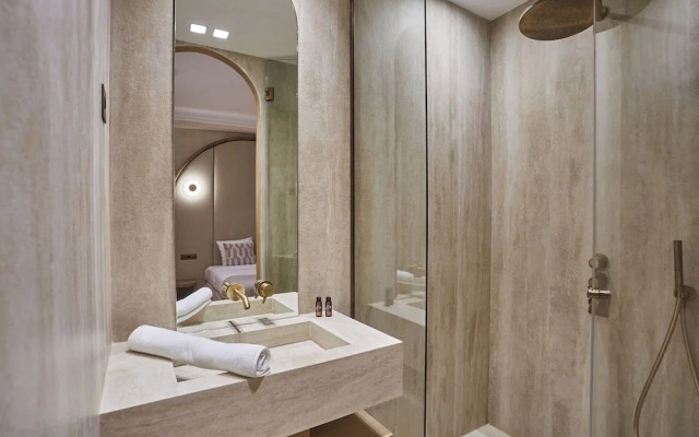 New/suite Air-conditioned Opera/louvre/ 2 Bedrooms