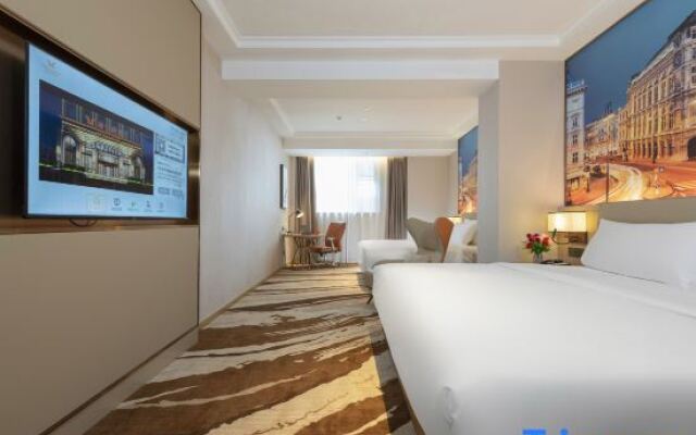 Vienna Hotel (Wuchang Jiangtan Xujiapeng Subway Station, Hubei University)