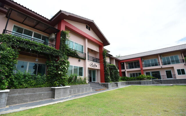 Rose Villa Resort