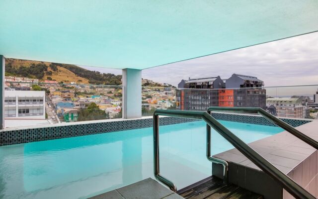 Eco Balcony Sentinel Apartment 1006