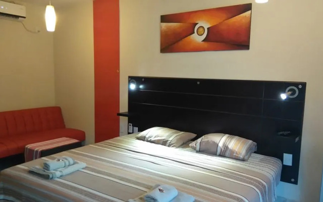 ApartaHotel El Oasis