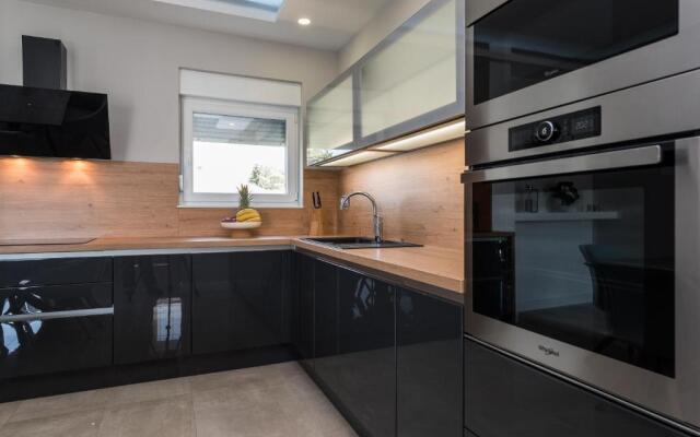 Luxury Apartments Marija