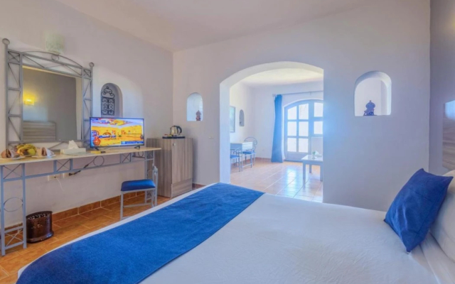 Protels Beach Club  SPA