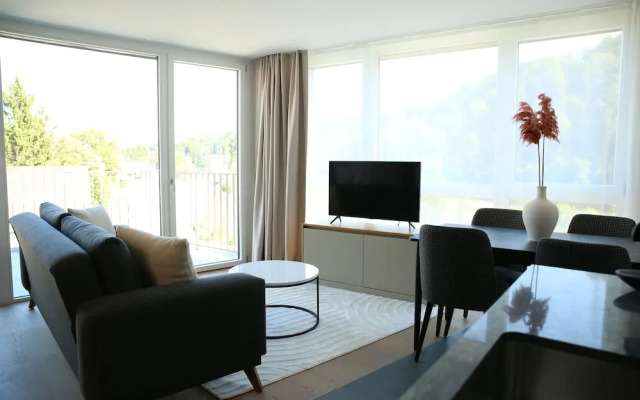 Lamira Serviced Apartments