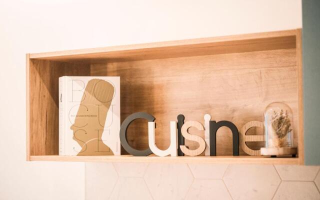 Le MAJESTIC **** : Luxury T2 plein centre / v-rent