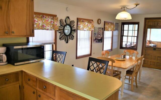Queen Bee - 2 Br Home