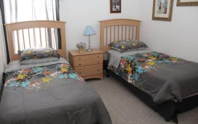 Glenbrook Villa GB010