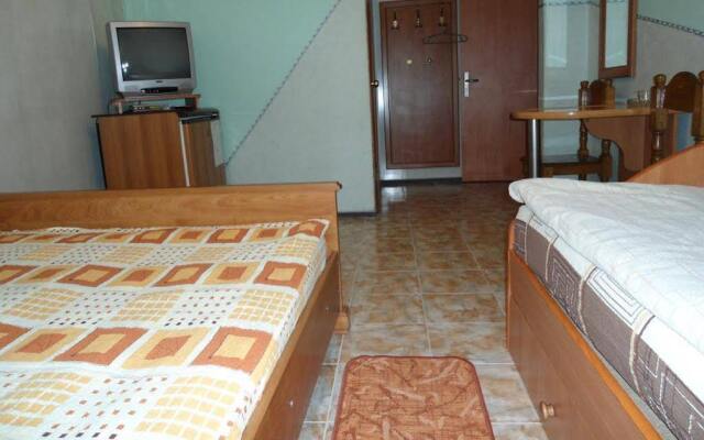 Hostel Vatra
