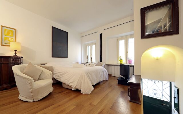 Trastevere Pied A Terre Apartment