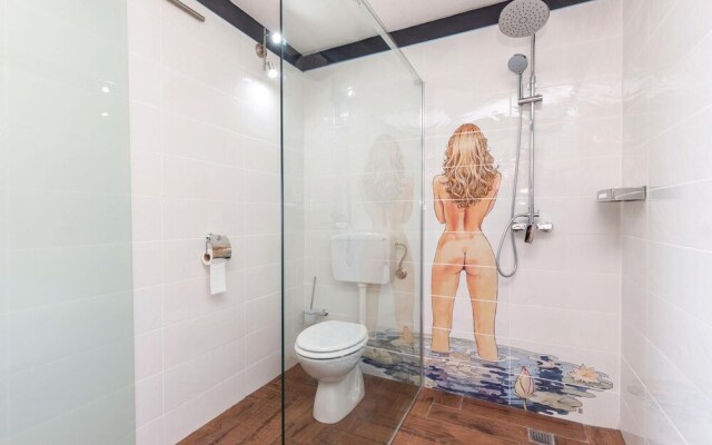 Beautiful Home in Dramalj With Wifi and 2 Bedrooms