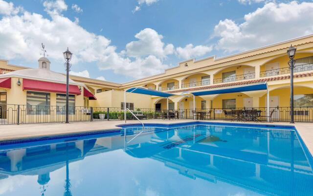 Comfort Inn Monclova