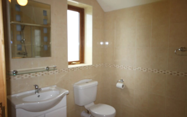 King's House, Cleggan