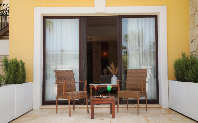Cocos The Club Solto - Boutique Class