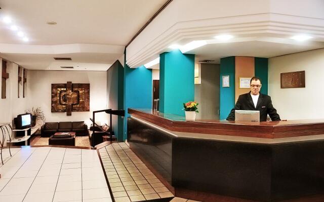 Black Stream Hotel