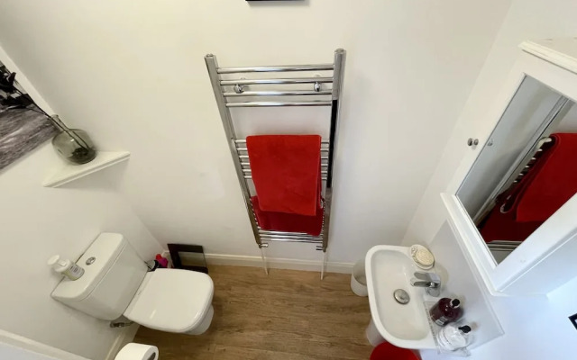 Large Family Home With Stunning City Views