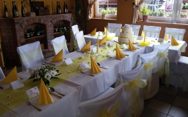 Restaurace - penzion Bavorský dvůr