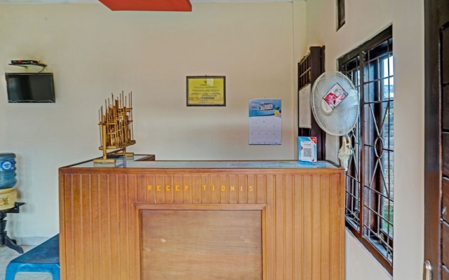 Capital O 92316 Wisma Widya Loka Pratama Near Futsal Tebing Gading – Lobby – Muaradua