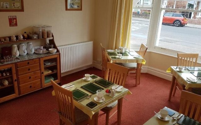 Montrose Guest House