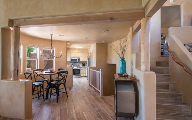 Valle Del Sol - Unbeatable Views, Spacious Luxury Home, Impeccable Furnishings