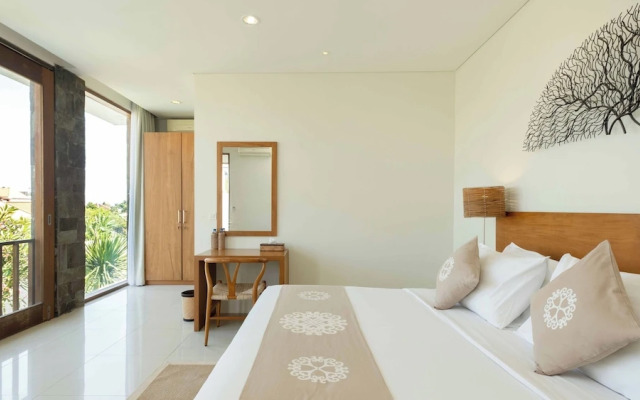 Stunning 2 Br Pool Villa With Rooftop In Seminyak