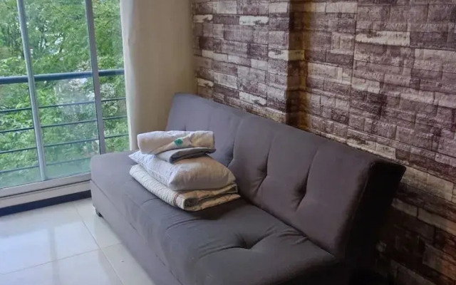 Modern Miravalle Apartment
