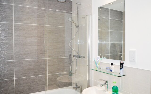 Spacious 2 Bedroom Home