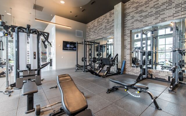 Stayovr At Trinity Groves