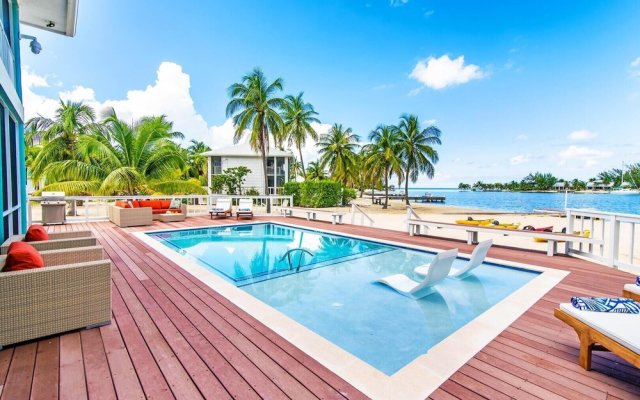 S'Kai Fall by Grand Cayman Villas & Condos