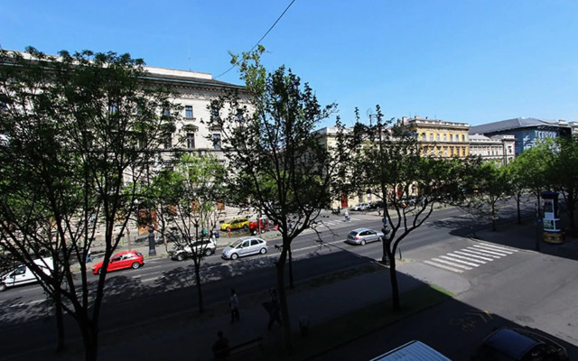Adagio Hostel 1.0 Oktogon
