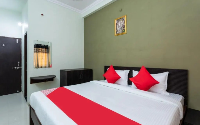 OYO Flagship 70280 Om Gulmohar Avenue