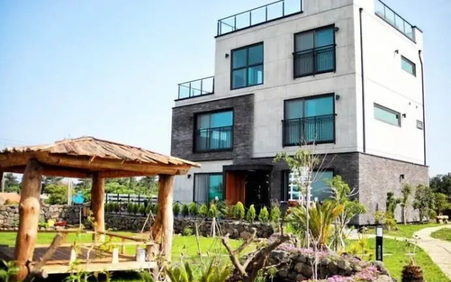 Jeju I Pension
