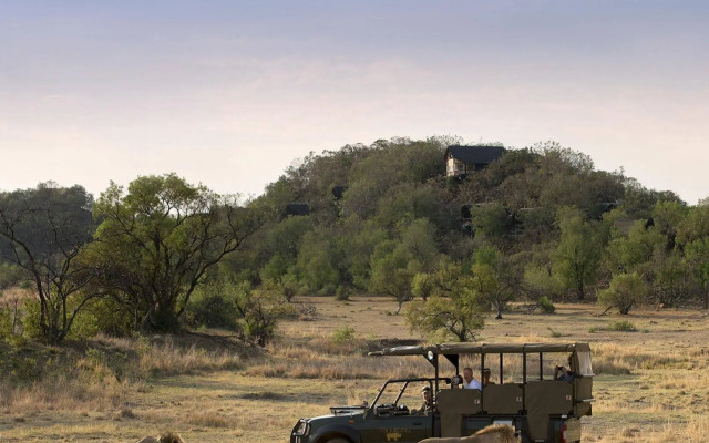 Tshukudu Bush Lodge