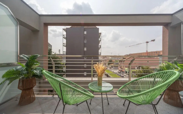 Candiani E2 Trilocale 2 Livelli