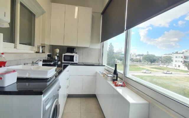 KALIDONIA RESIDENCE Suite Nicosia , Spacious 2 BR suite with office