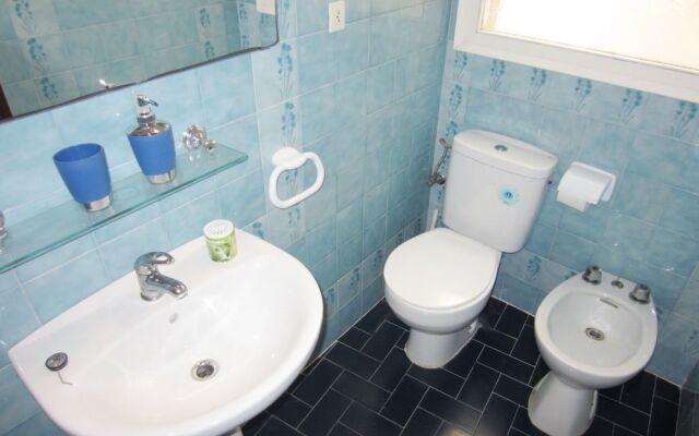 Flat one Step From La Vila de Llan?? -1774