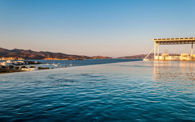 Milos Breeze Boutique Hotel