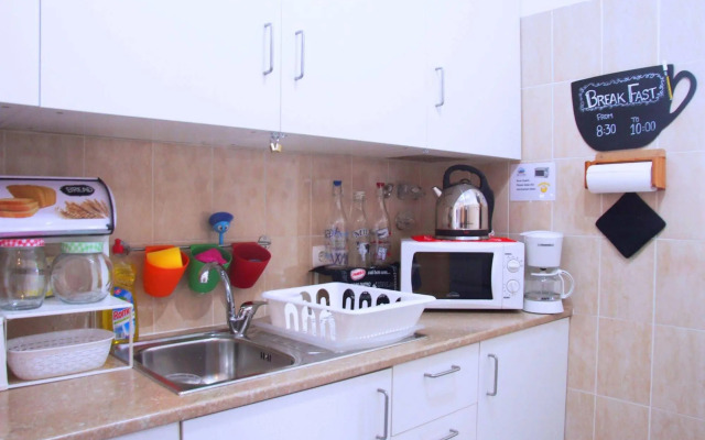 Fly to Lisbon hostel