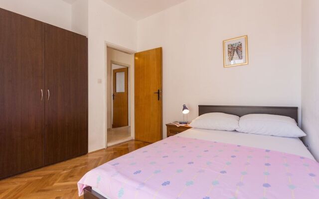 Alan Apartment
