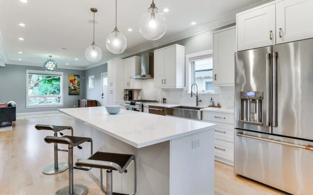 Game Room, Deck & Yard: Chicago Home