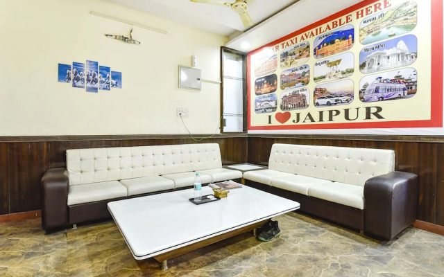 Fabhotel Sanjay Palace