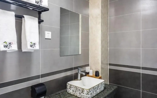 Habitat Quadrangle North Luogu- Flagship