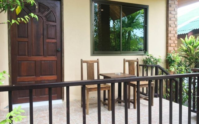 Tanamas House