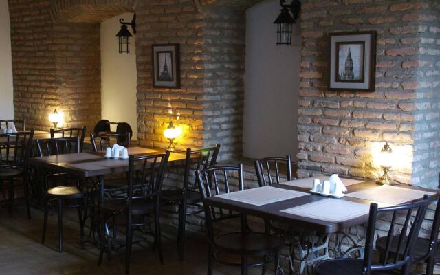 Shalimar Hotel
