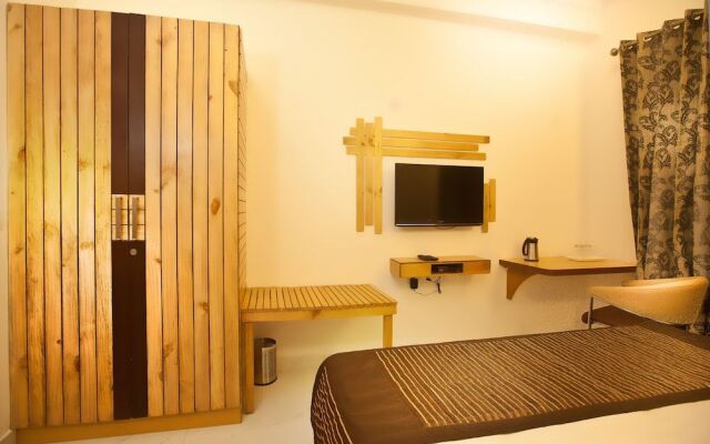 Capital O 325 Hotel Silver Star