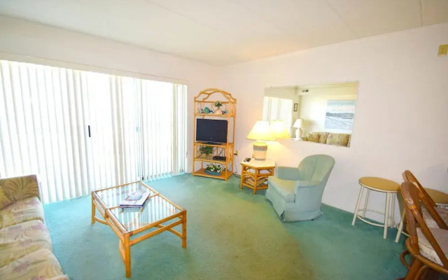Marigot Beach 407 1 Bedroom Condo by RedAwning