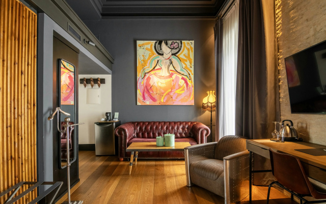 Hotel Lobby