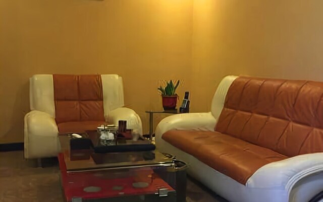 Dongya Business Hotel