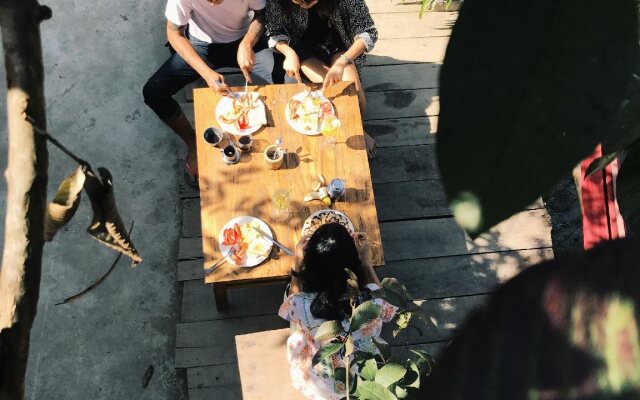 Lazy Crazy Homestay