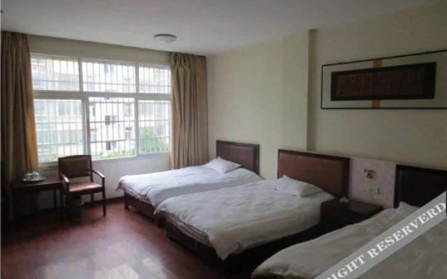 Xianglong Hotel