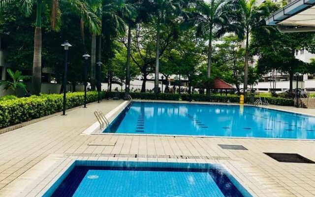 Jalil Damai By Yolodge